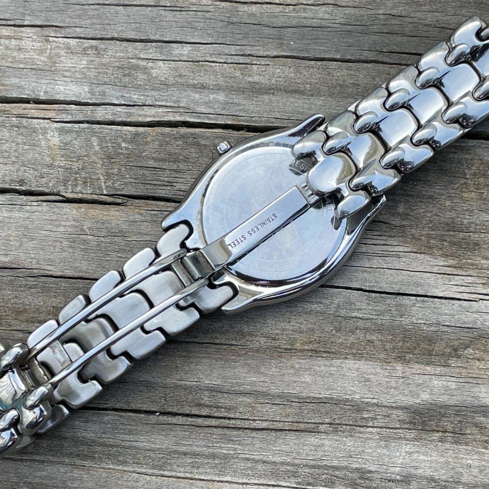 Vintage PRYNGEPS Wristwatch Silver Tone Analog Date Indicator - Picture 11 of 16
